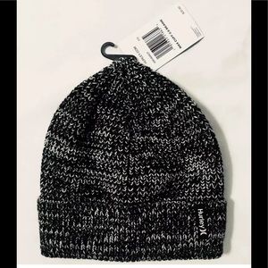 Hurley Max Cuff 2.0 UNISEX Beanie Hat Black/White